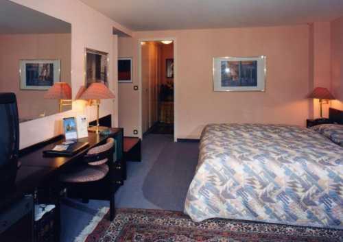 Hotel Capitole Geneva Bilik gambar